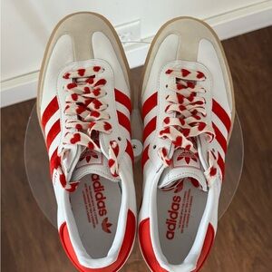 Adidas Samba OG White/Red Gum Sole, size 8, like new